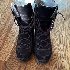 Timberland Dark Brown Winter Boots